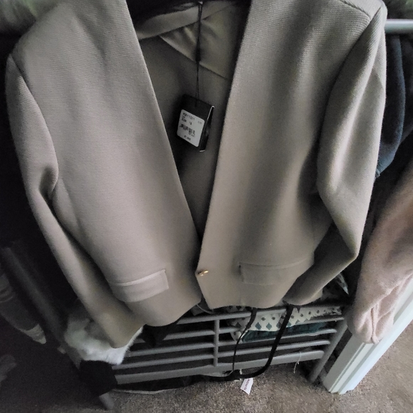 Jacket - Picture 2 of 3